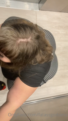 135991053_if-you-seen-my-fat-ass-in-the-elevator-would-you-get-hard_0.m4v