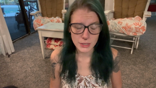 Miss Ellie_Nut-Hungry-Slut.mov
