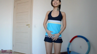 Pee Desperation Measuring Cup Swimsuit.mp4