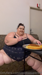 695976281_part-2-come-eat-with-me_0.m4v