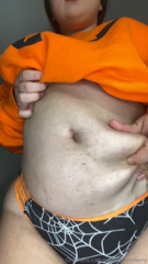 1310627797_jack-o-lantern-vertical-belly-play-vids_1.mp4