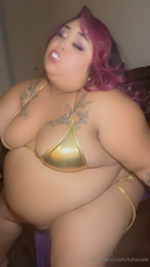 1916772458_heres-a-naughty-one-for-you-papi_0.mp4