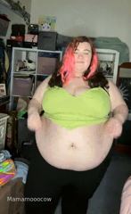 983932464_love-showing-off-my-big-jiggly-body_2.mp4