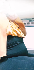 1832119546_i-chose-to-take-this-little-train-ride-as-a-woman-in-a-ver_0.mp4