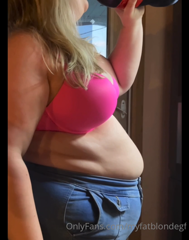 615108941_caught-her-chugging-and-burping-at-the-fridge-the-only-plac_0.m4v