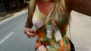 1251607713_i-would-love-for-someone-to-bend-me-over-in-this_0.mp4