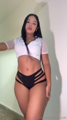 0i5yez42142p6edxx4i4m_source.mp4