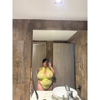 3840x5120_2c6d97f796ca695cd84e466b1254bd8f.jpg