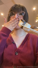 1812703181_buffet-stuffing-bloated-panda_19.mp4