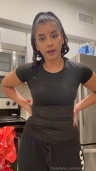 1477070334_look-at-how-sad-and-miserable-i-was-as-a-skinny-bitch-lol-a_0.mp4