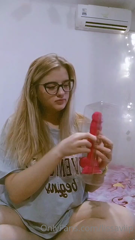 233687363_first-dick-in-my-life-unboxing_0.m4v