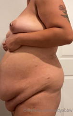 332282302_lil-belly-trick-i-discovered-if-i-push-on-my-upper-belly-i-l_0.m4v
