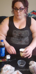 97972200_this-weeks-and-last-weeks-free-clip-mini-mc-donalds-snack_0.m4v