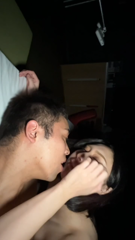 不倫SEX中にいきなり旦那から電話がかかってきて電話しながらドキドキ声我慢SEX完全顔出し.mp4