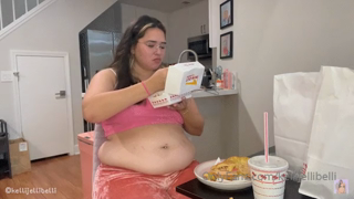 499256465_new-clip-10-5-min-fattening-fast-food-stuffin_0.mp4
