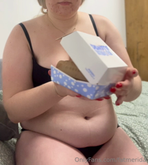 459152818_2000-calories-in-one-sitting-ive-really-let-myself-got-so_0.m4v