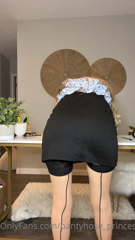 351773307_20-minute-roleplay-joi-im-doing-my-internship-with-you_0.m4v