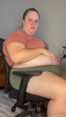 731113542_hiiii-update-from-me-i-have-not-shrank-at-all_0.mp4