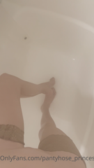 238987942_shower-time_0.m4v
