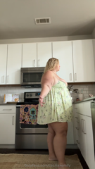 1355432286_you-asked-your-girlfriend-to-start-baking-more-because-you-l_0.mp4