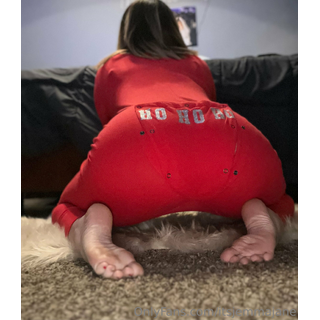 itsjemmajane_Watch_what_I_do_in_my_new_Christmas_pjs_❤️🎄🤭🎁🥰💋_2726607719.jpeg