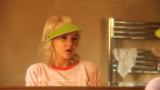 wowgirls.14.06.27.monroe.sweet.as.honey.1080p.mp4
