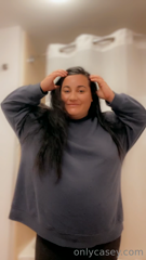 704742752_little-hotel-tummy-play-last-night-before-bed-i-look-so-big_0.m4v