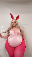 766037469_happy-day-11-of-31-days-of-halloween_1.m4v