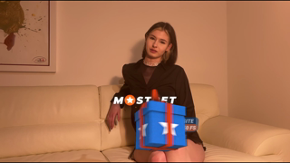 Girl cheated on her boyfriend at a porn casting for money-(1080p45).mp4