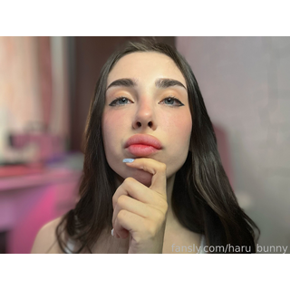 fansly-yf1j87m14q.png