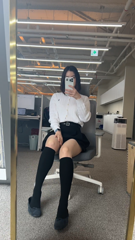 OOTD at the office [935649550].mp4