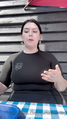630977332_sorry-this-vid-cuts-off-oddly-my-phone-overheated-smh-but_0.m4v
