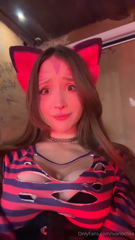 2030042487_rate-my-cosplay-from-1-to-10_0.mp4