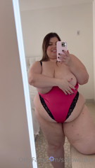 436152463_watch-me-unleash-the-belly-from-this-tight-lingerie_0.mp4