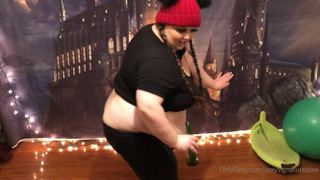 279512993_dancing_0.m4v