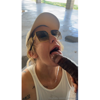 itsjemmajane_the_BIG_ones.._the_BLACK_ones_🤤__4502250349.jpeg
