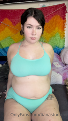 565932092_pretty-girls-eat-enough-wingstop-for-2-i-dont-make-the-ru_0.m4v