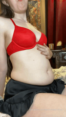 932682219_6-5-mins-in-2-videos-stuffing-mcdonalds-cheeseburgers-and_0.mp4
