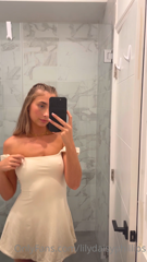 624984137_cute-dress-x_0.m4v