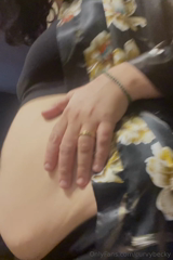 783345144_empty-belly-jiggles-and-another-view_1.m4v