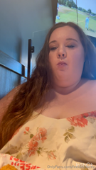 1837606970_today-i-went-to-eat-at-one-of-my-favorite-restaurants-red-r_0.mp4