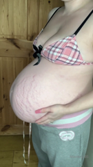 431991167_come-watch-me-measure-the-growing-bump-at-30-week-three-qua_0.mp4