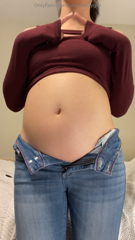 1527154677_if-your-jeans-don-t-violently-unzip-themselves-after-you-ve_1.mp4