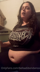 222626516_chugging-a-magnum-of-wine-showing-off-my-fat-gut-and-babbl_0.m4v