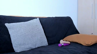 Ema_em_Myfreecams_20260621_002234.mp4