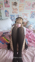 640094591_tip-any-to-get-full-video-tbh-i-m-kinda-sad-rn-so-if-u-co_0.mp4