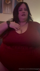 887405408_feeling-extra-soft-and-cute-tonight-in-the-mood-for-cuddles_0.mp4