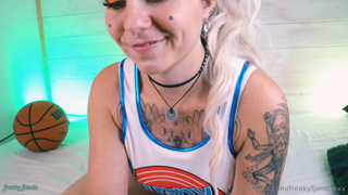 lola bunny roleplay fj cum masturbation lola is tying to a chair and making you cum with her.mp4