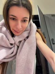 AmelieCrystal_2026-09-21_23-29-15_695.mp4