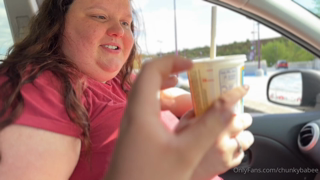733404810_your-girlfriend-is-getting-so-fat-by-being-your-little-passe_0.mp4